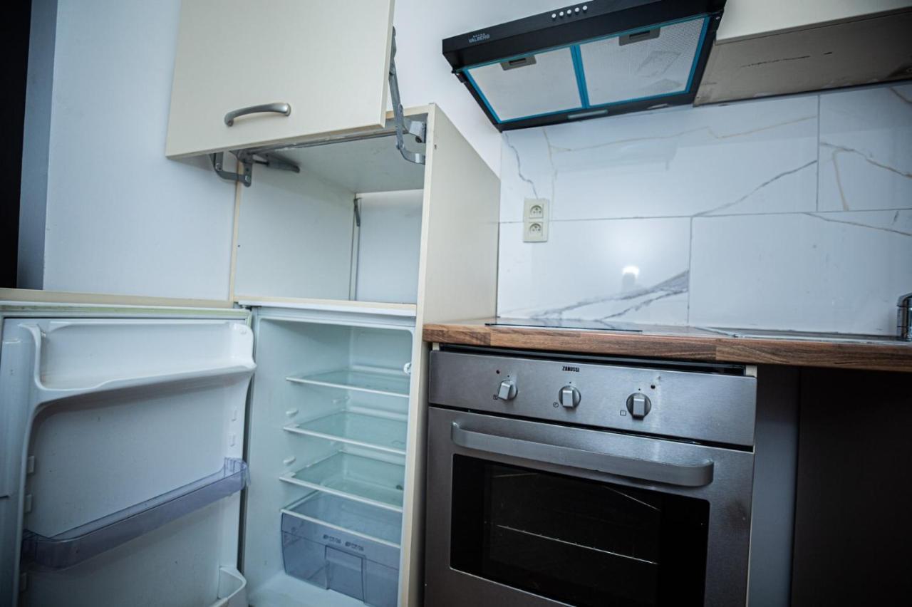 Agreable Chambre Sur Liege Avc Parking Et Wifi Gratuit Eksteriør billede